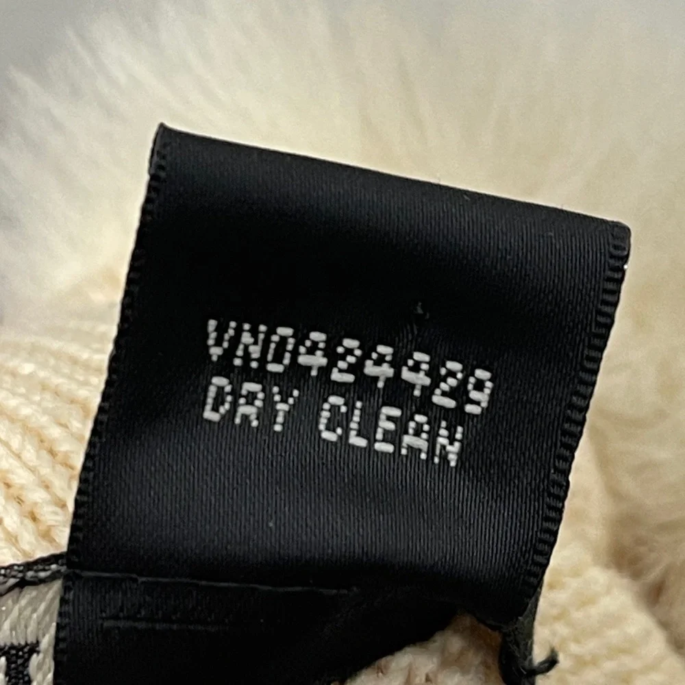 111 State Vintage Y2K 100% Wool Sweater Faux Mink Fur Cuffs  Cream Size Medium